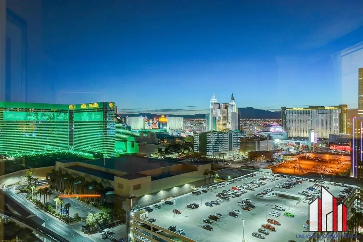 Mgm Signature-34-803 F1 Track & Strip View Studio لاس فيغاس بيت للعطل